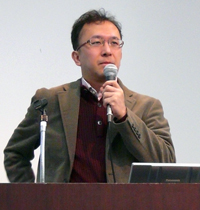 園田氏