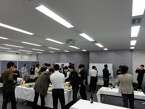 講師を務めたポケラボ ソーシャルメディア事業部 チームリーダーの桑原佳人氏