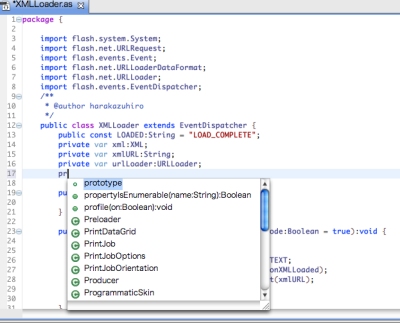 図8　ActionScriptのコード補完機能