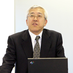 印藤氏写真