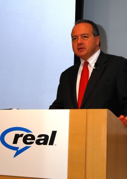 real01.jpg