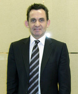 バッジ氏写真