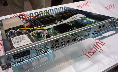 fujitsu02.jpg