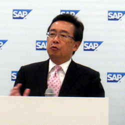 安斎氏写真